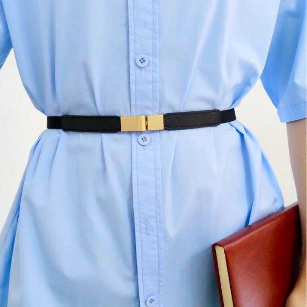 Elastic thin metal buckle belt. OS. NWOT